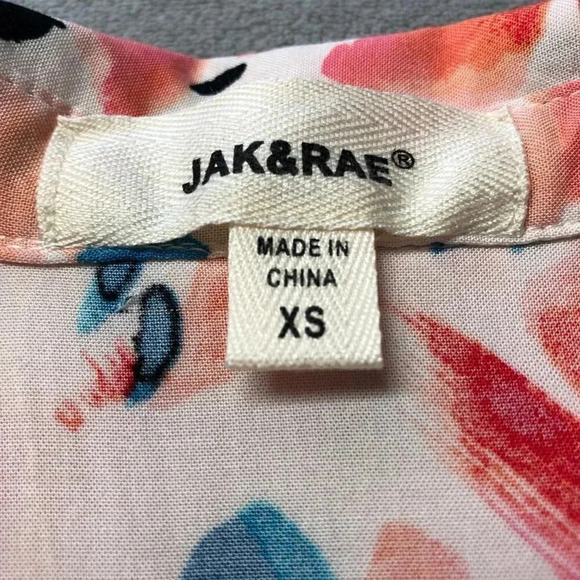 Jak & Rae Sleeveless Button Down Rayon Blouse Size XS - Picture 3 of 7